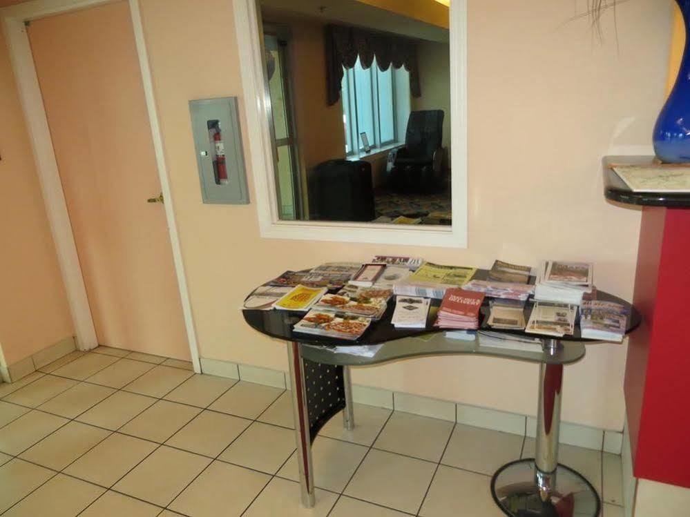Crystal Star Inn Edmonton Airport With Free Shuttle To And From Airport レドゥク エクステリア 写真